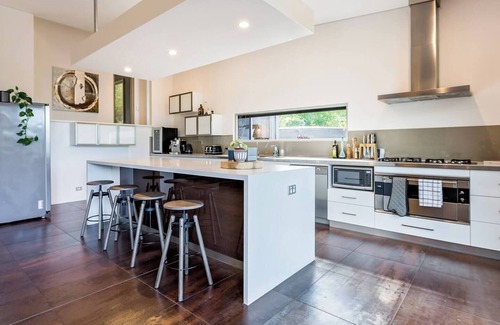 Yallingup Siding House | Sunrise Tranquillity Luxe Retreat with Heated Spa