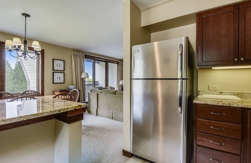 Central Vermont- Killington Condo | Sunrise West Glade K1 ski on ski off with a wonderful community sports center.