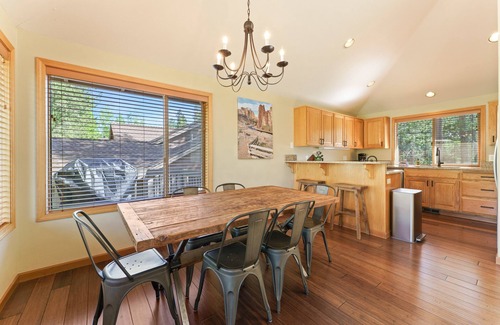 Sunriver House | Sunriver Escape! Golf Course Views, Hot Tub, Game Room and 3 - Master Suites