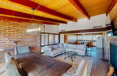 Tucson House | Sunrock on 8 Acres