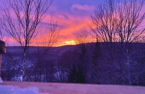 Saint-Julien Ski Chalet | Sunset Peak Chalet