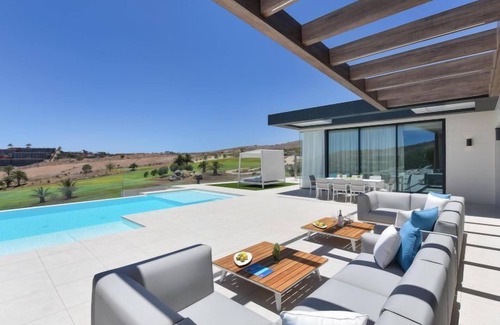 San Bartolome de Tirajana House | Sunset 10PAX by Interhome