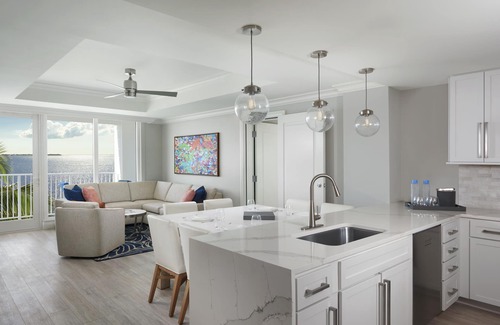Charlotte Harbor Resort | Sunseeker Resort Florida Gulf Coast, Curio Collection Hilton