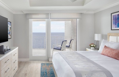 Charlotte Harbor Resort | Sunseeker Resort Florida Gulf Coast, Curio Collection Hilton