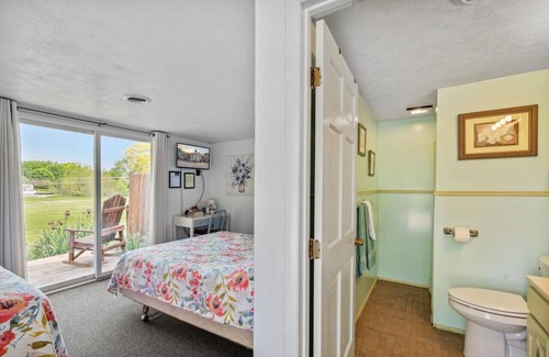 Hudson Hotel | Sunset Acres Motel - Number 8