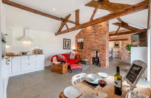 Normanby House | Sunset Barn