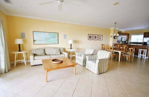 Indigo Reef Marina Homes House | Sunset Bay ~ Luxury Waterfront Villa, 31' Boat Slip