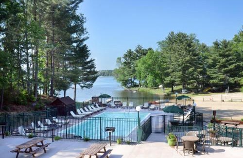 Lake Delton Resort | Sunset Bay Resort