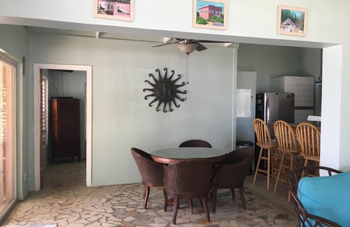 Estate William Cottage | Sunset Beach Oceanfront Cottage