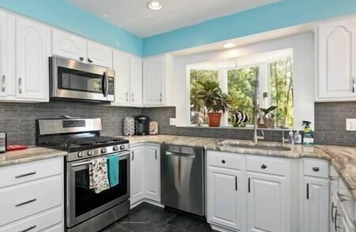 Cambridge House | Sunset Breezes - quiet waterfront retreat