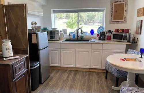 Mancos House | Sunset Casita 2 bedroom pet friendly Guest Ranch