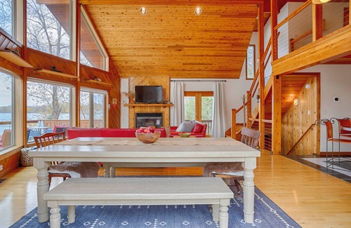 Honeoye House | Sunset Chalet: Perfect Private Getaway!