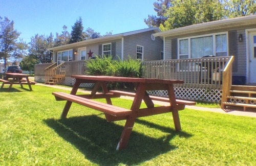 Summerside Cottage | Sunset Cottage #1 near beaches, golfing, trails, shopping and local attractions!