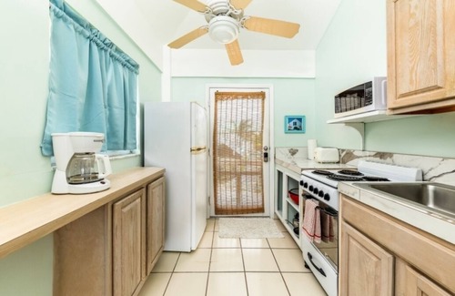 Conch Bar Cottage | Sunset Cottage at The Dragon Cay Resort
