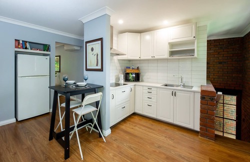 Kalorama Cottage | Sunset Cottage - Cozy, Private and Sunset Views