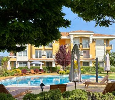 Kosharitsa Apartment | Sunset Deluxe