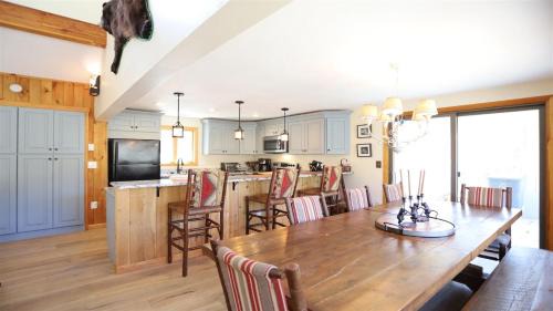 Weeks Mills House | Sunset Drive 21, Lincoln
