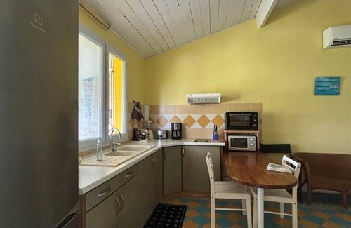 Bas Vent Cottage | Sunset Duplex: apartment for 2-4 people with sea view and private jacuzzi