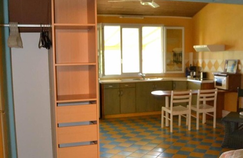 Bas Vent Cottage | Sunset Duplex: apartment for 2-4 people with sea view and private jacuzzi