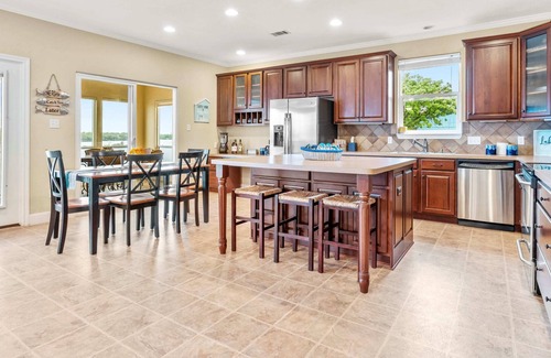 Marble Falls House | Sunset Escape-Lakefront w/Boat Lift & Game Room