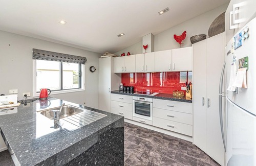 Kai Iwi House | Sunset Escape - Stunning Beachfront Views