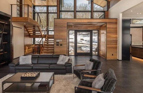 New Marlborough House | Sunset Falls: A Berkshire Mountain Luxury Retreat