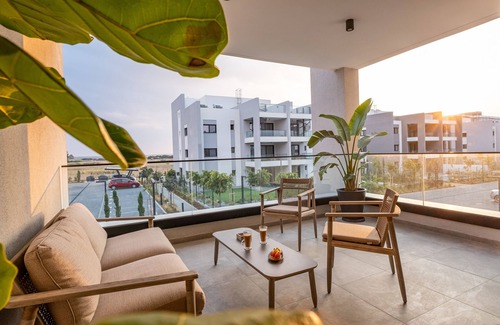 Vasa Koilaniou Apartment | Sunset Gardens