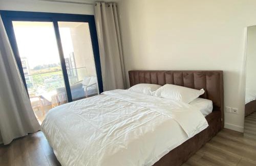 Historical Center Apartment | Sunset Gardens - Holiday Apartments - by TLV Living