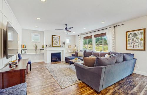 Newberg House | Sunset Grove