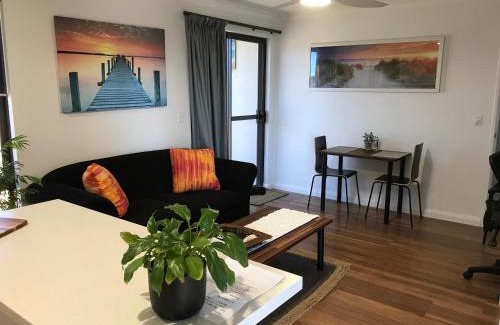 Waggrakine Apartment | Sunset Haven Self-Contained Apartment - 14 mins to city
