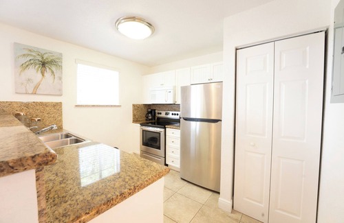 Alice Town Condo | Sunset Haven: Spacious 3 Bedroom Condo in Bimini Bay Community