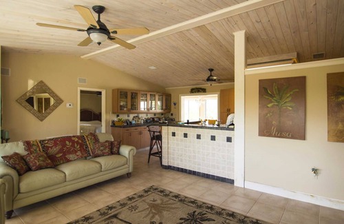 Big Pine Key House | Sunset Hideaway, Pool home on canal
