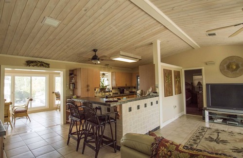 Big Pine Key House | Sunset Hideaway, Pool home on canal