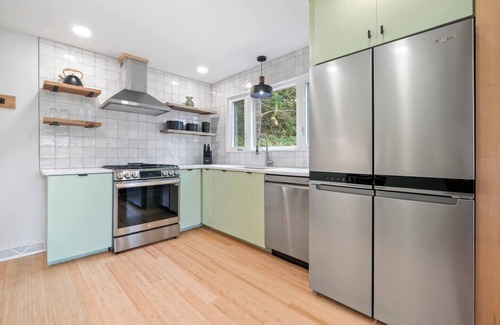 Fry's Spring House | Sunset Hill House, next to UVA!