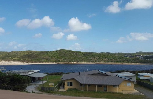 Arthur River House | Sunset Holiday Villas