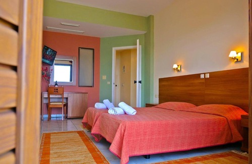 Kefalari Hotel | Sunset Hotel