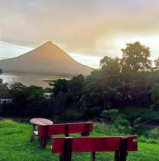 El Fosforo Bed & Breakfast | Sunset Inn