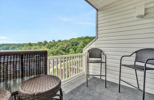 North Shore Apartment | Sunset Landing
