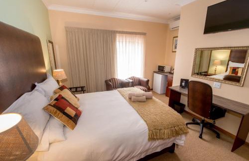 Potchefstroom House | Sunset Manor Guest House