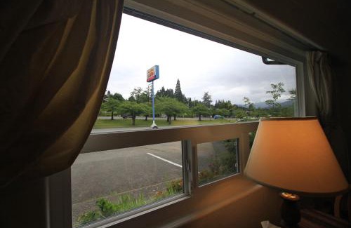 Port Alberni Hotel | Sunset Motel