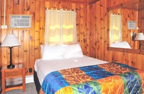 Munising Hotel | Sunset Motel On The Bay