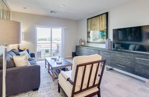 Ocotillo Condo | Sunset & Mountain View Resort Condo! 30 Night Min