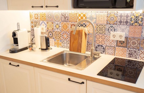 Wuerzburg Apartment | Sunset Oasis - Terrace, Free parking, Central, Near train station, WLAN