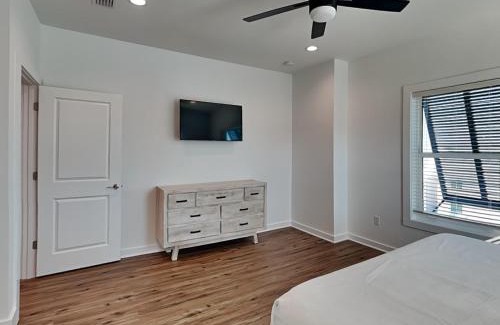 Gulf Lagoon Beach House | Sunset On Snapper A