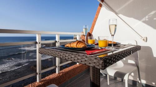 Punta del Hidalgo Apartment | Sunset on the sea