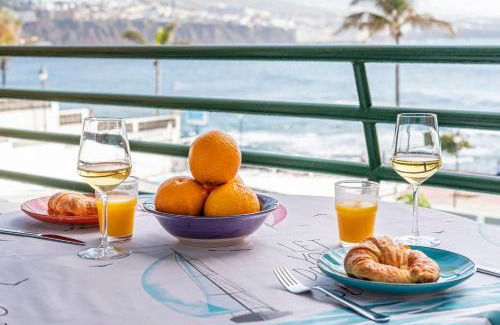 Punta del Hidalgo Apartment | Sunset on the sea III