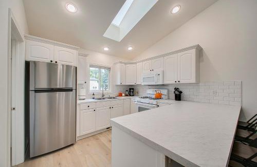 Sunset House | Sunset Park Sweetheart
