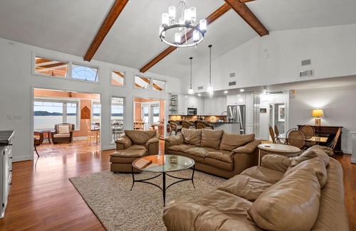 Terrell House | Sunset Pointe