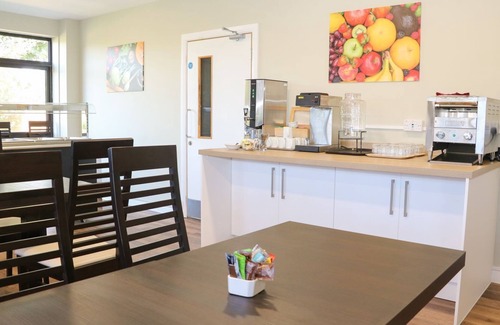 Littlehampton Cottage | SUNSET QUARTERS AT MARINE COURT, family friendly in Littlehampton