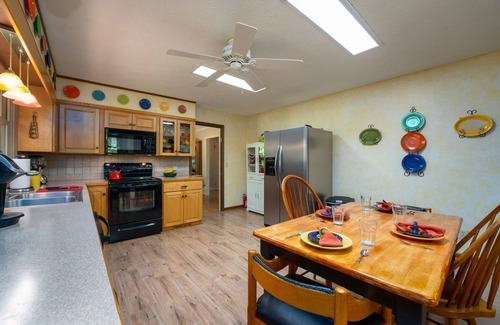 Penrose House | Sunset Ranch over Crab Creek | 3 Bed, 2 Bath